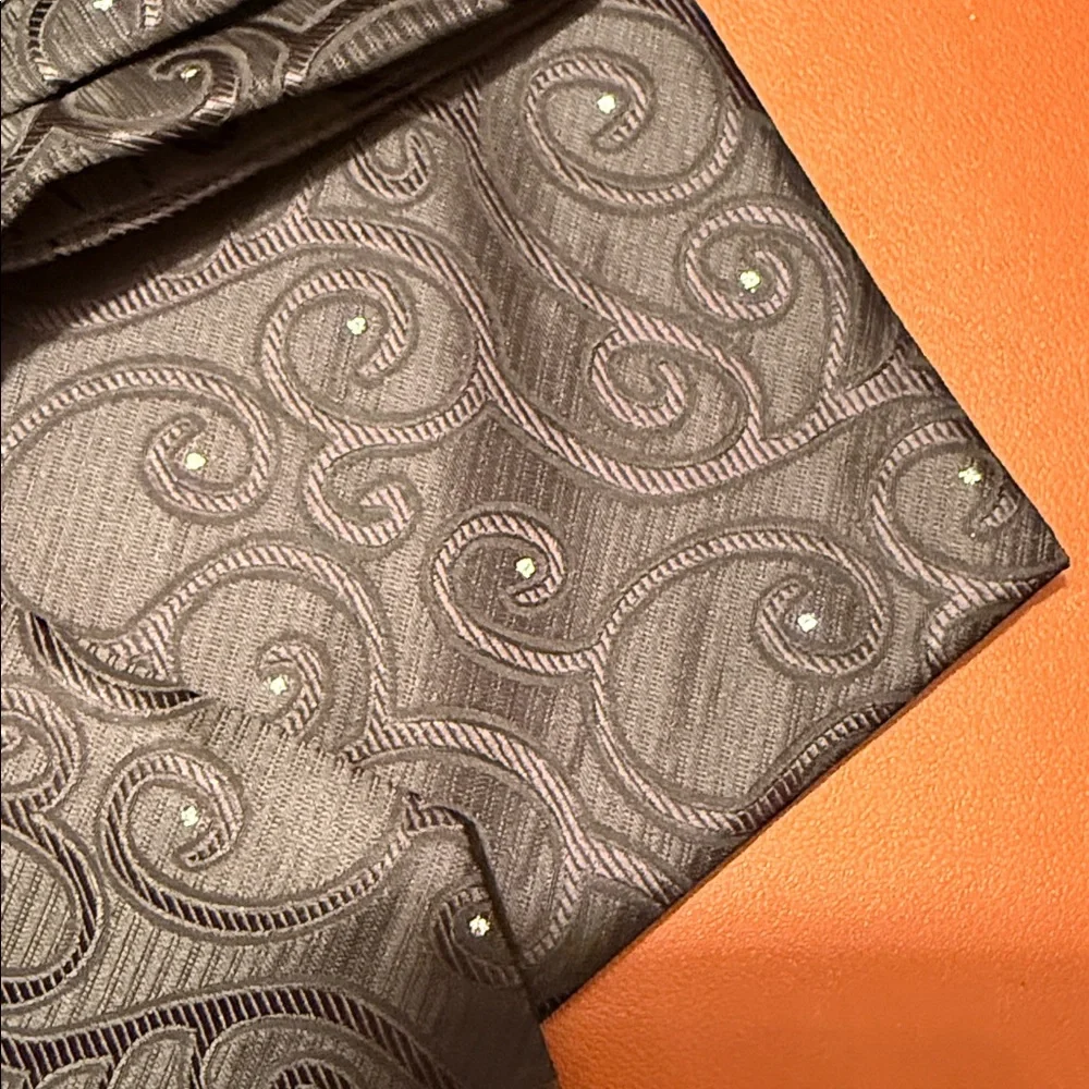 Elegant Black Paisley Ascot Cravat